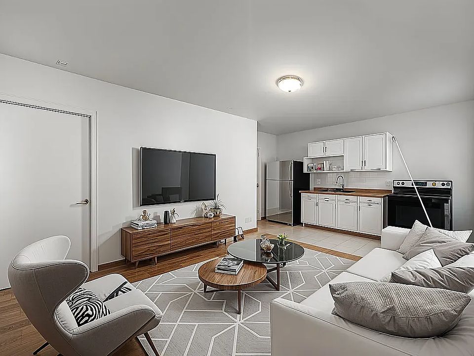 1st image of 250 4th Ave APT 1L