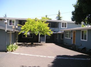 548 Rock St APT 01, Ashland, OR 97520