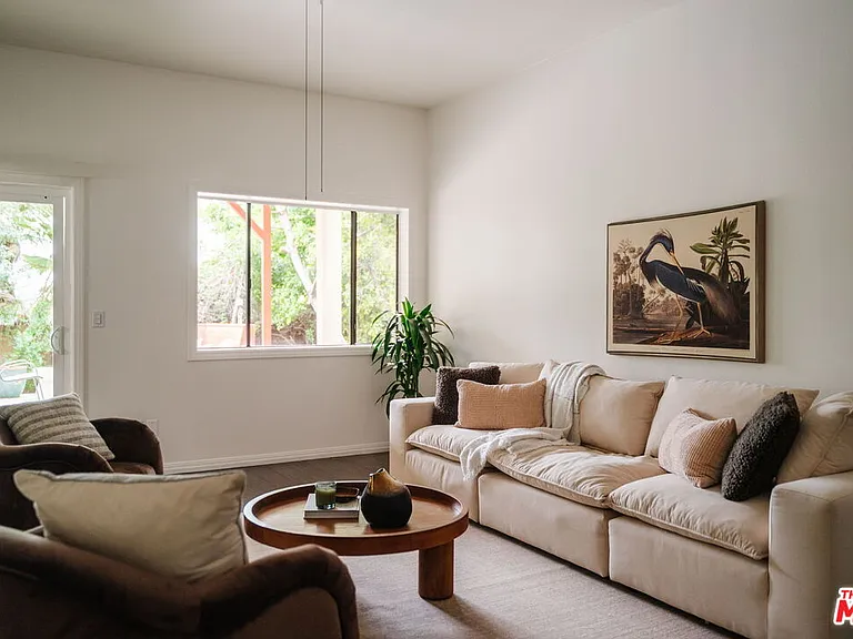 728 Montecito Dr — Photo 28