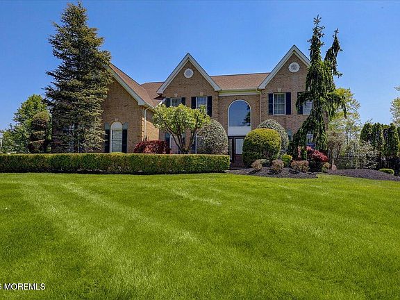 2nd image of 220 Round Hill Drive
