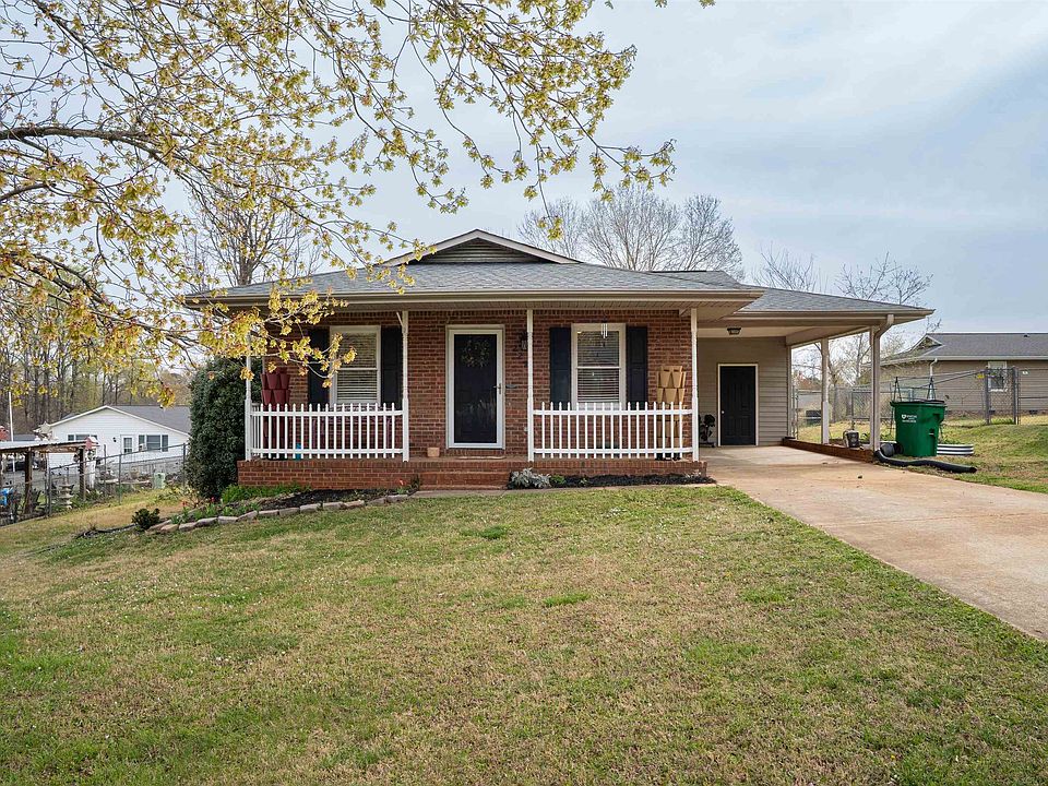 1st image of 229 Ranier Dr