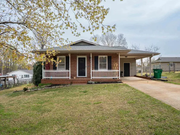 229 Ranier Dr, Inman, SC 29349