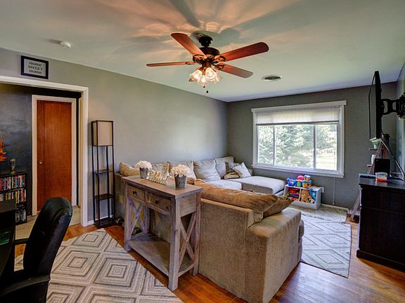 5th image of 115 Powhatan Dr