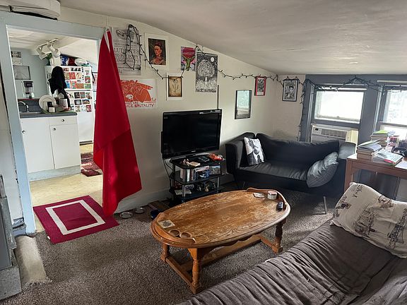 5th image of 249 Saint Charles St #3