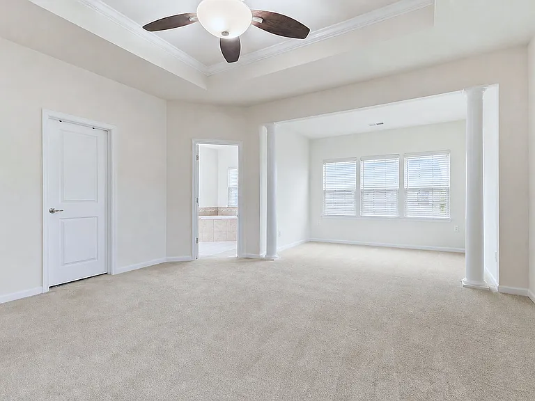 25707 Bishop Grove Ter — Photo 11