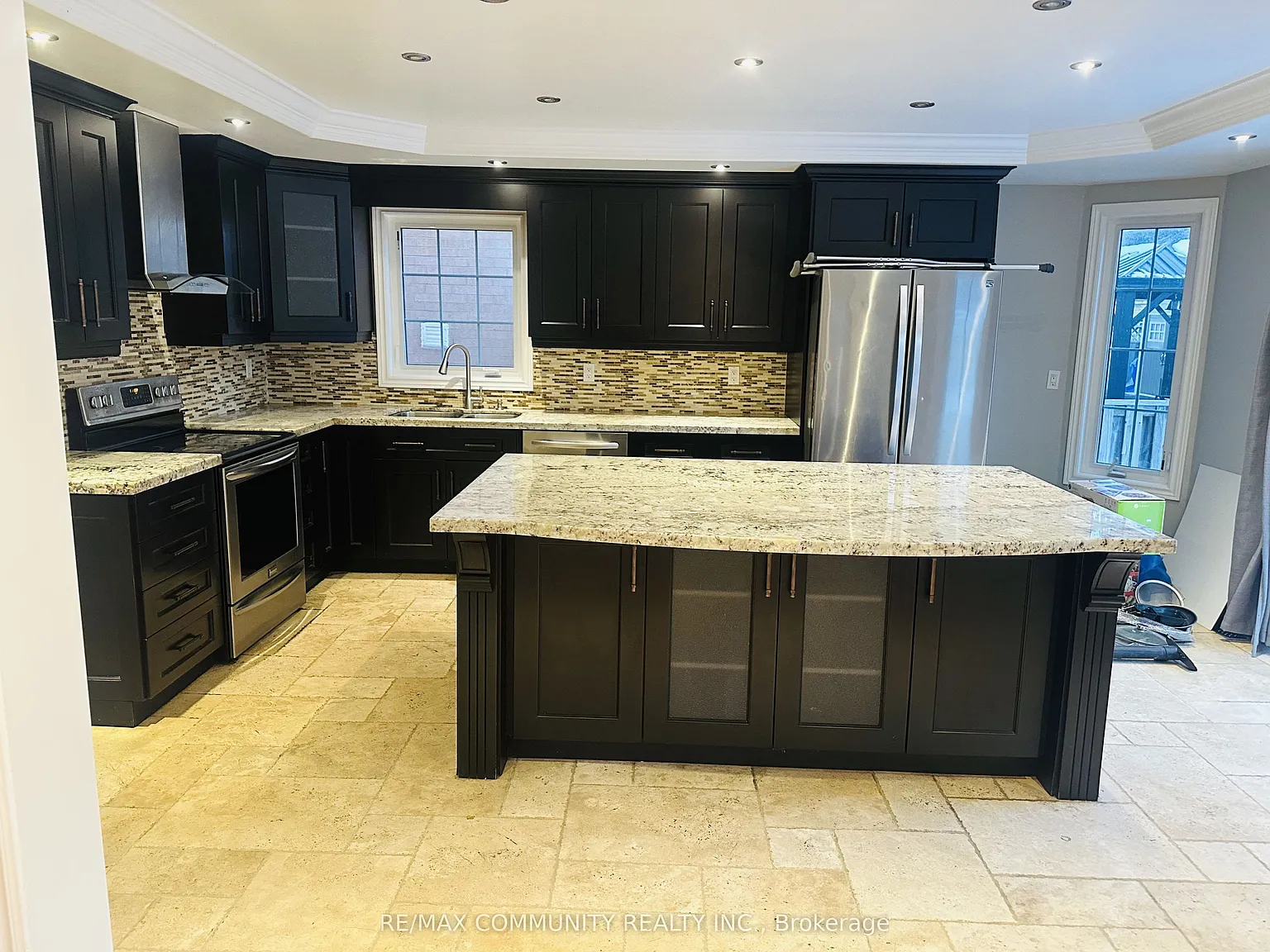 3 bed, $3,200 — Photo 1