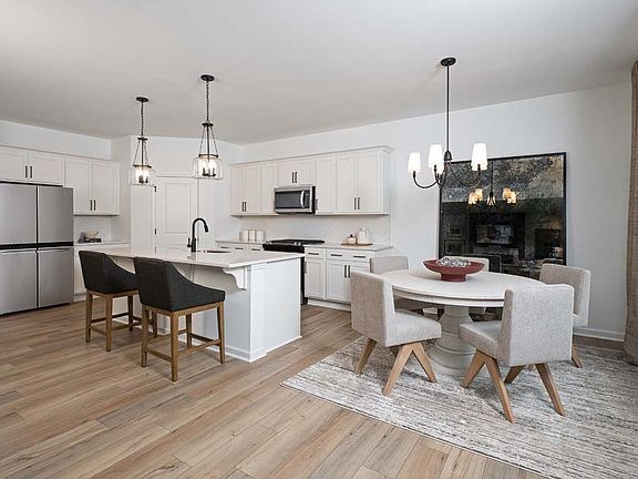 Eastlyn Crossing - Hampstead Interior Image 3