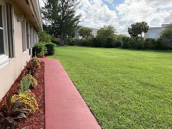 3rd image of 1250 NW 51st Way
