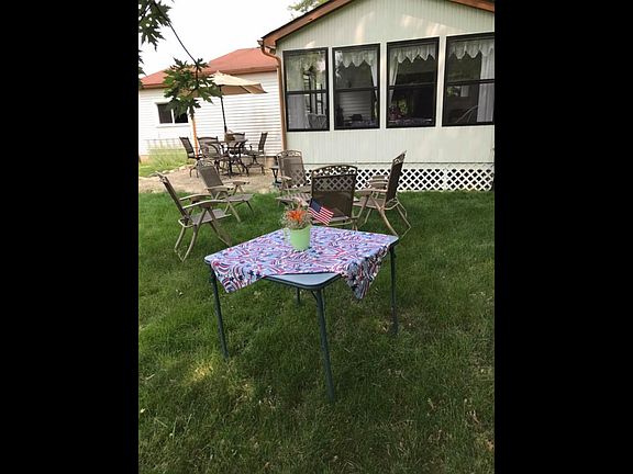 3rd image of 5128 Bernice Dr