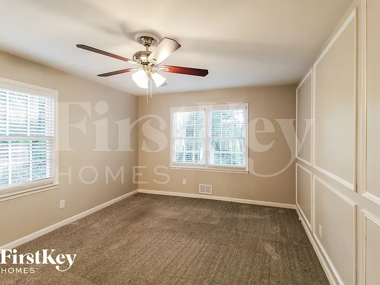 4272 Jade Trl — Photo 7