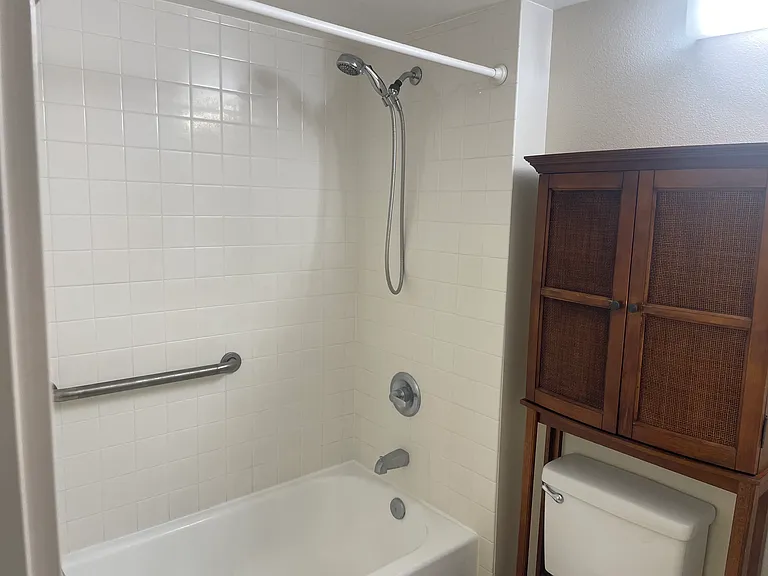 215 N King St #307 — Photo 6