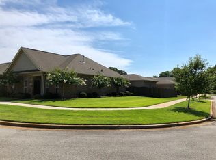 401 White Petal St SW, Huntsville, AL 35824