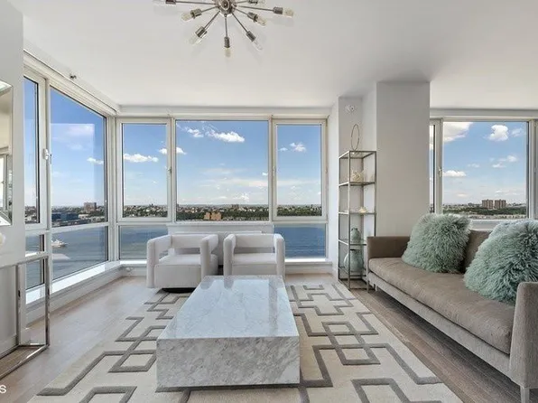 635 West 42nd Street 44A image 1 of 22