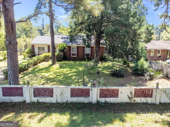3305 Twin Flower Rd, Albany, GA 31701