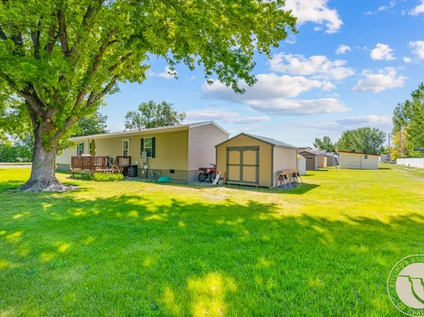 403 2nd St SE, Park City, MT 59063