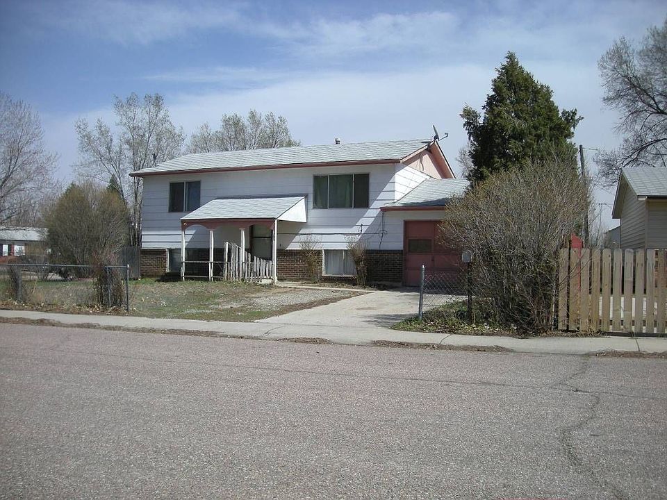 2nd image of 1703 Whitehall Rd