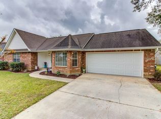 14247 Oak View Cir, Vancleave, MS 39565