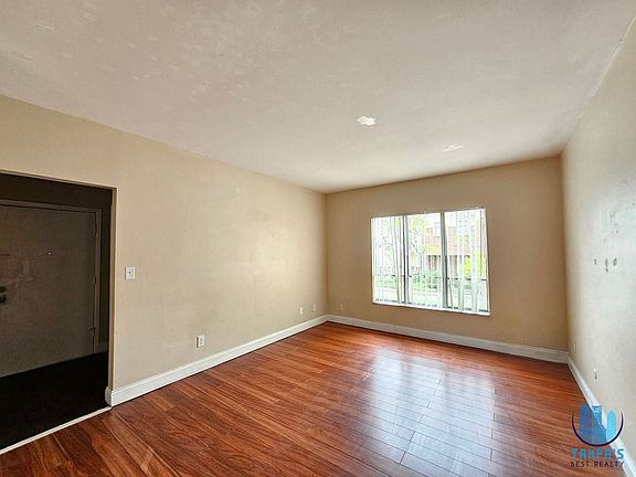 5th image of 7601 Paula Dr APT 5