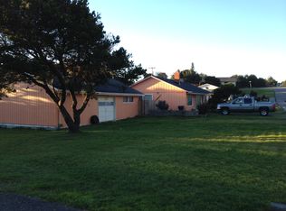 30364 Driftwood Dr, Gold Beach, OR
