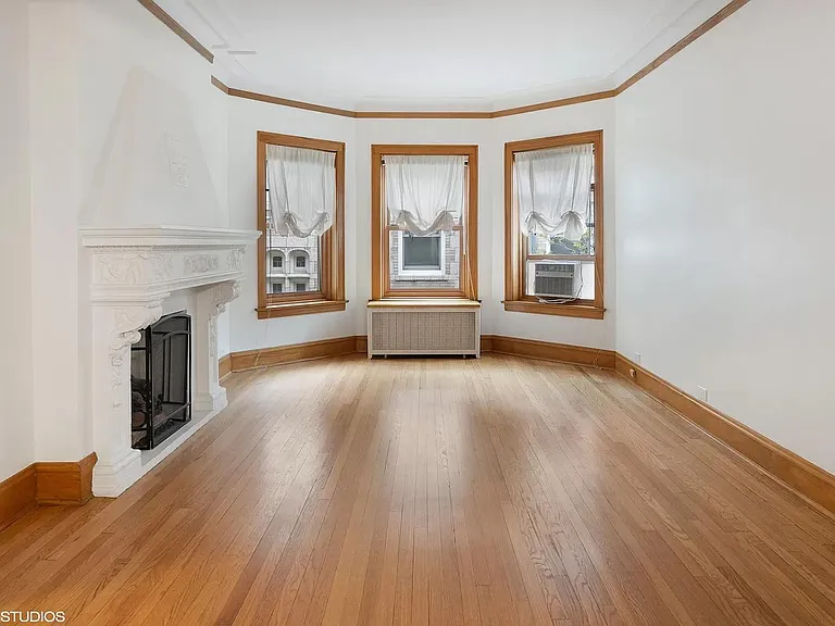 540 W Brompton Ave #2S — Photo 1