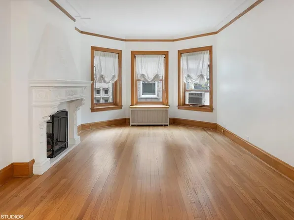 540 W Brompton Ave APT 2S, Chicago, IL 60657