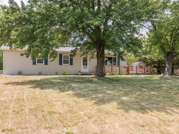 51166 Oak Dr, Mattawan, MI 49071