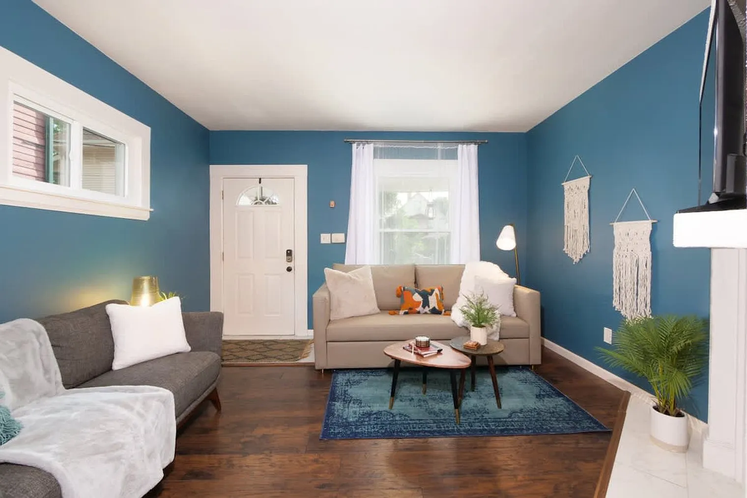 2 bed, 1.0 bath, $2,508 — Photo 4