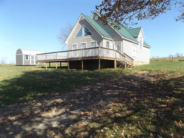 246 Duncan Mill Rd, Dugspur, VA 24325