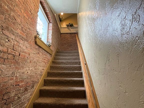 3rd image of 89 Tennessee Street