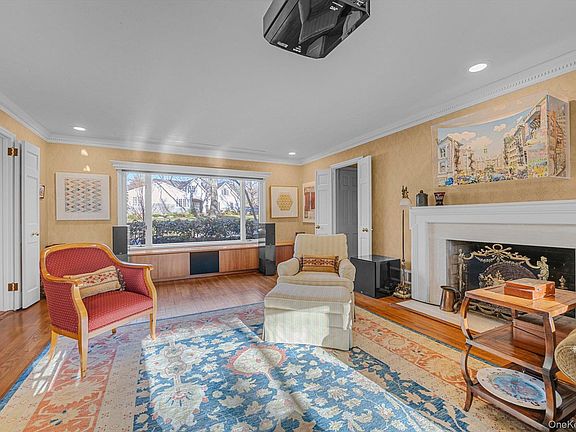 5th image of 2 Chester Drive