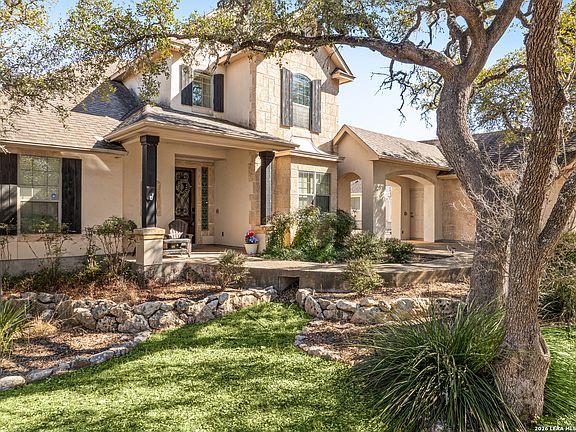 3rd image of 499 River Way