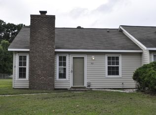 385 W Frances St, Jacksonville, NC 28546
