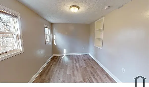 2335 Green St SE #4 — Photo 8