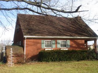 602 Burton Ave, Youngwood, PA