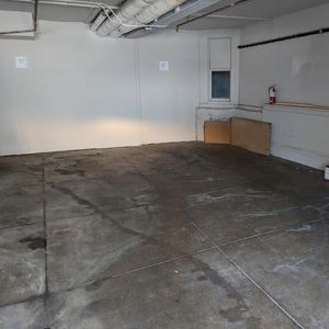 1105 Stanyan St - Image 5