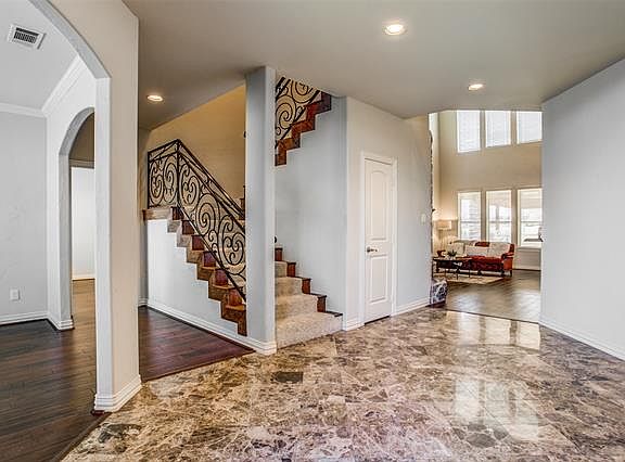 4th image of 5412 Pinnacle Oak Dr