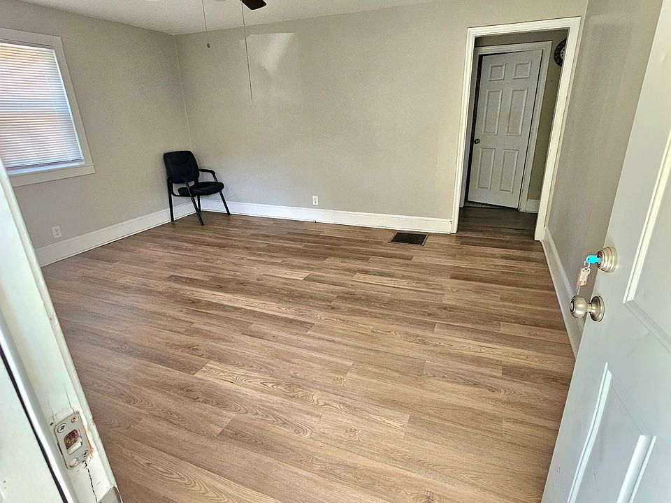 1st image of 202 Mulberry St