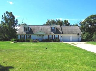 12050 E 2000 North Rd, Pontiac, IL 61764