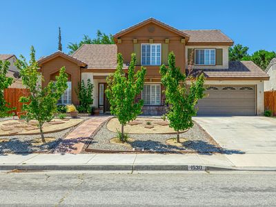 1530 Bengal Ct, Palmdale, CA, 93551
