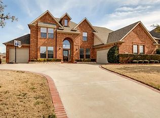 914 Surrey Dr, Desoto, TX 75115