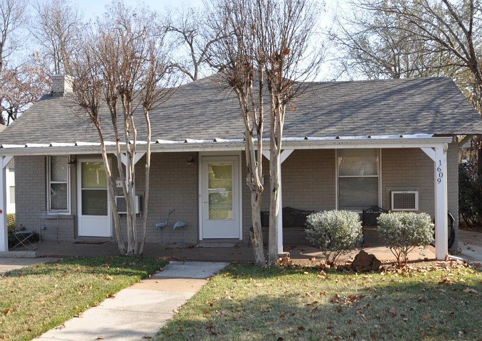 1st image of 1609 Virginia Pl APT B