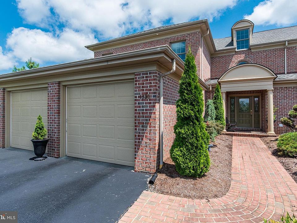 1st image of 1530 Parkland Dr