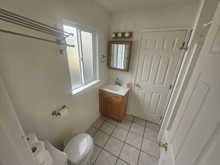908 Pacific St — Photo 14