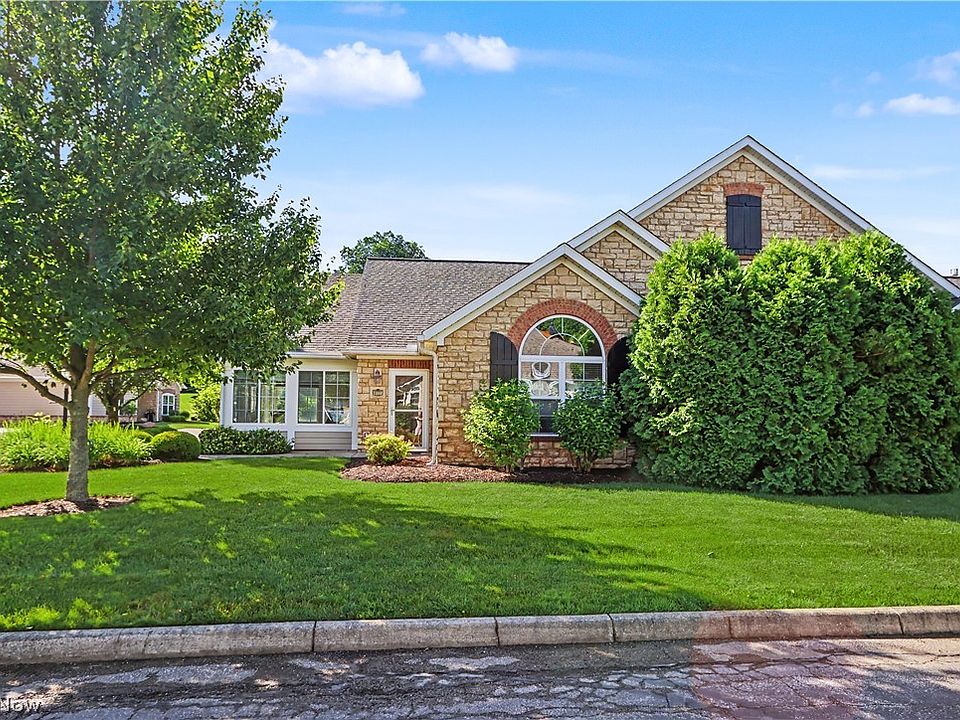 1st image of 1302 Bridgewater Way N