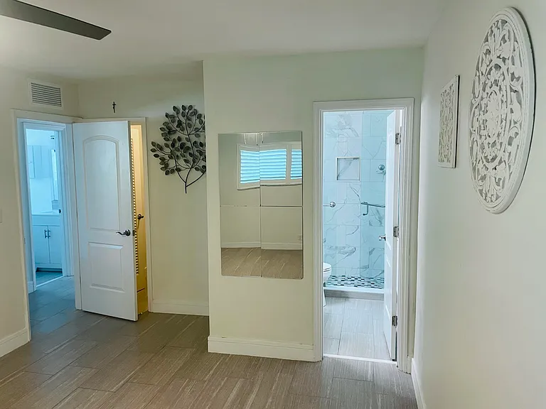2100 NE 38th St #142 — Photo 16