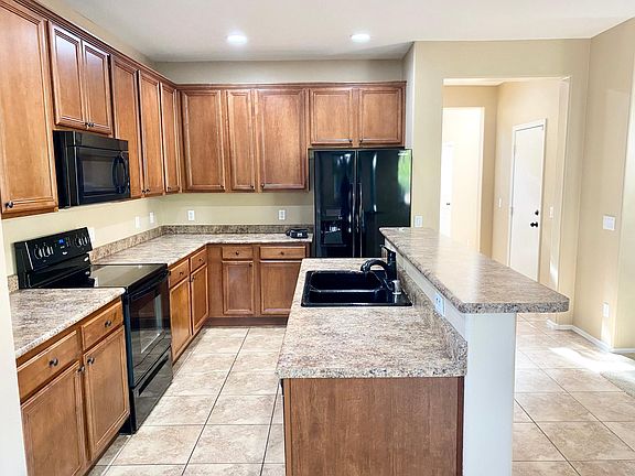 3rd image of 14722 W Laurel Ln