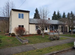 6225 NE Emerson St UNIT B, Portland, OR 97218