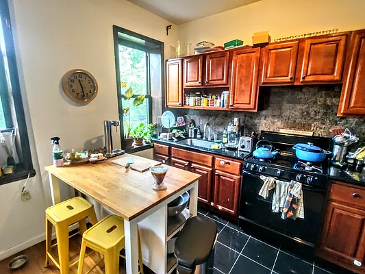 Sold by Grand Town Listings | media 7