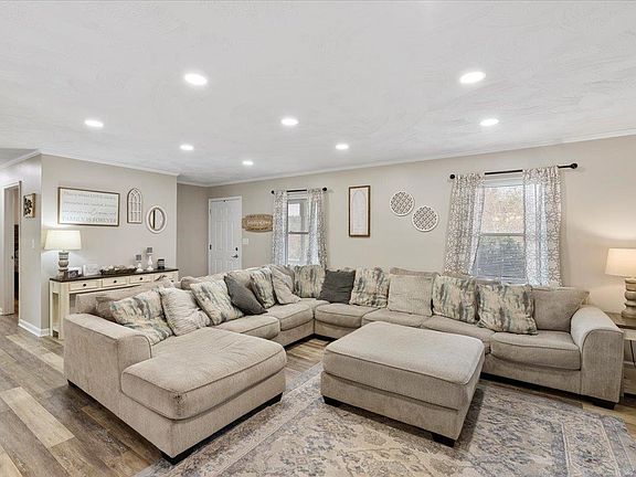 4th image of 5463 Ridgeview Waye