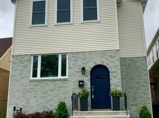4240 N Menard Ave, Chicago, IL 60634